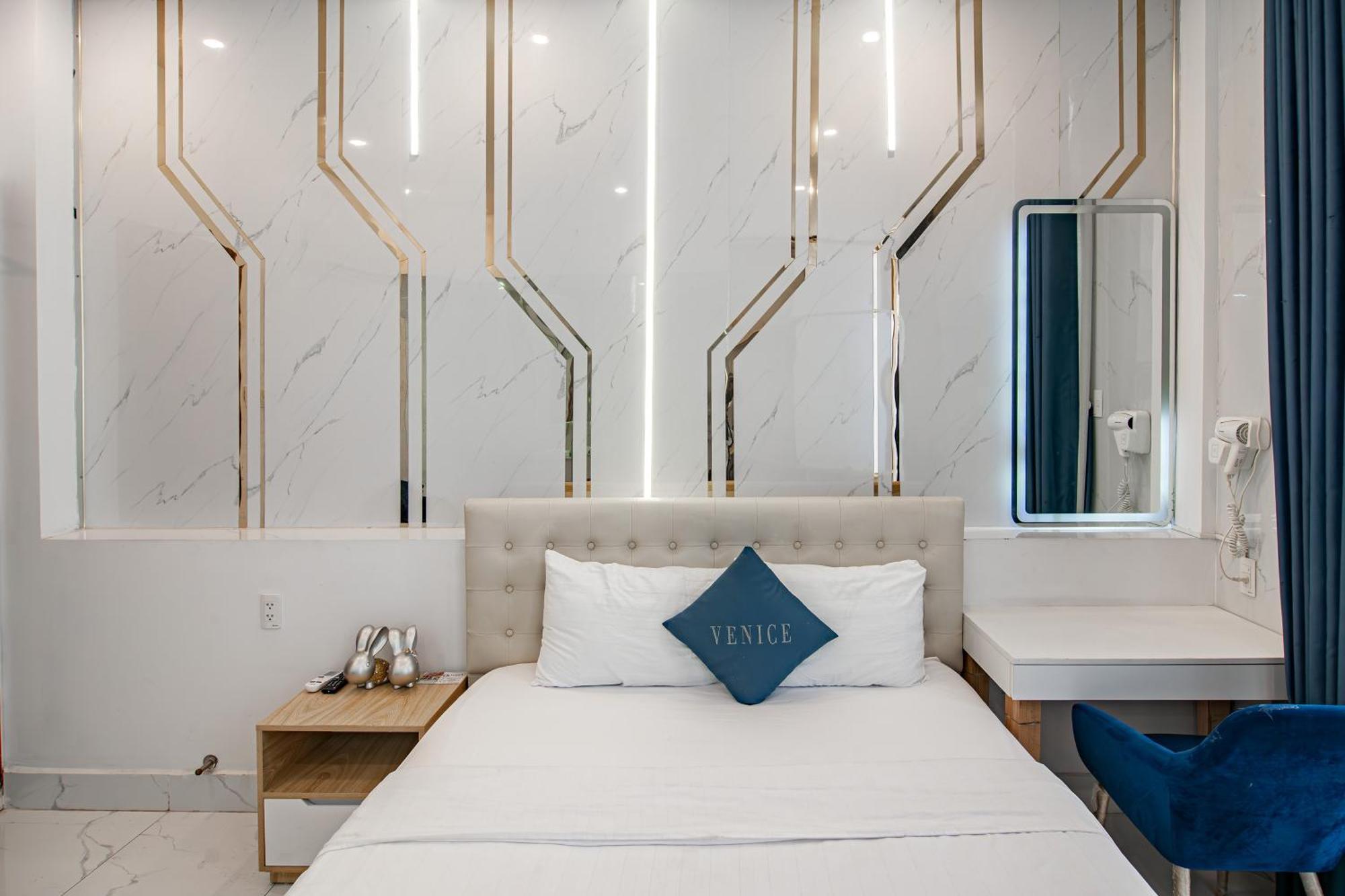 Venice 1 Hotel Ho Chi Minh City Bagian luar foto